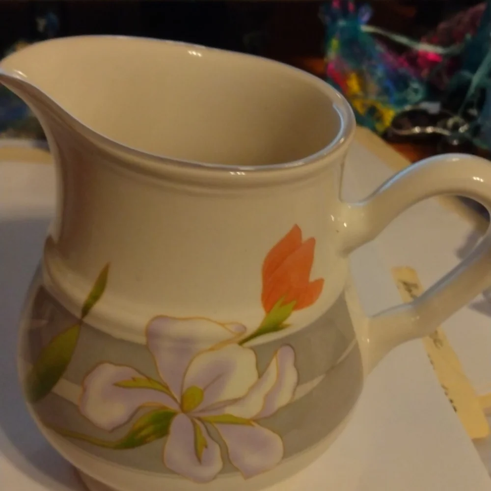 Ceramic Creamer